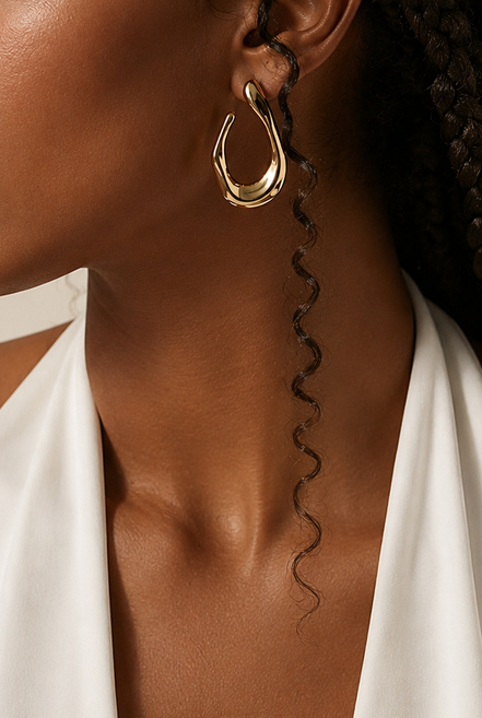 Arden Luxe gold aperture hoop earring in Kenya