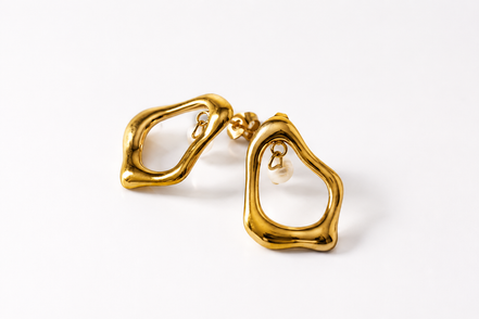 Ardenluxe gold drift stud earrings in Kenya