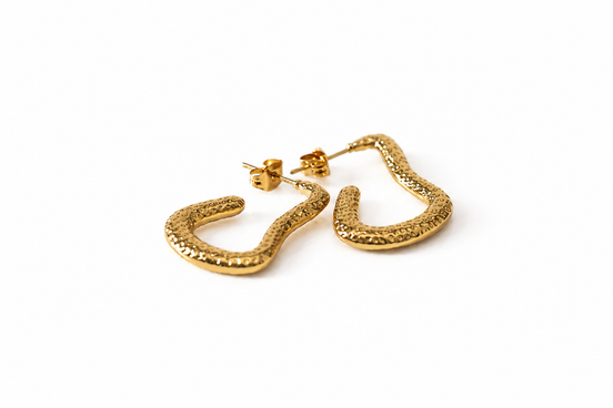 Ardenluxe gold hammered hoop earrings in Kenya